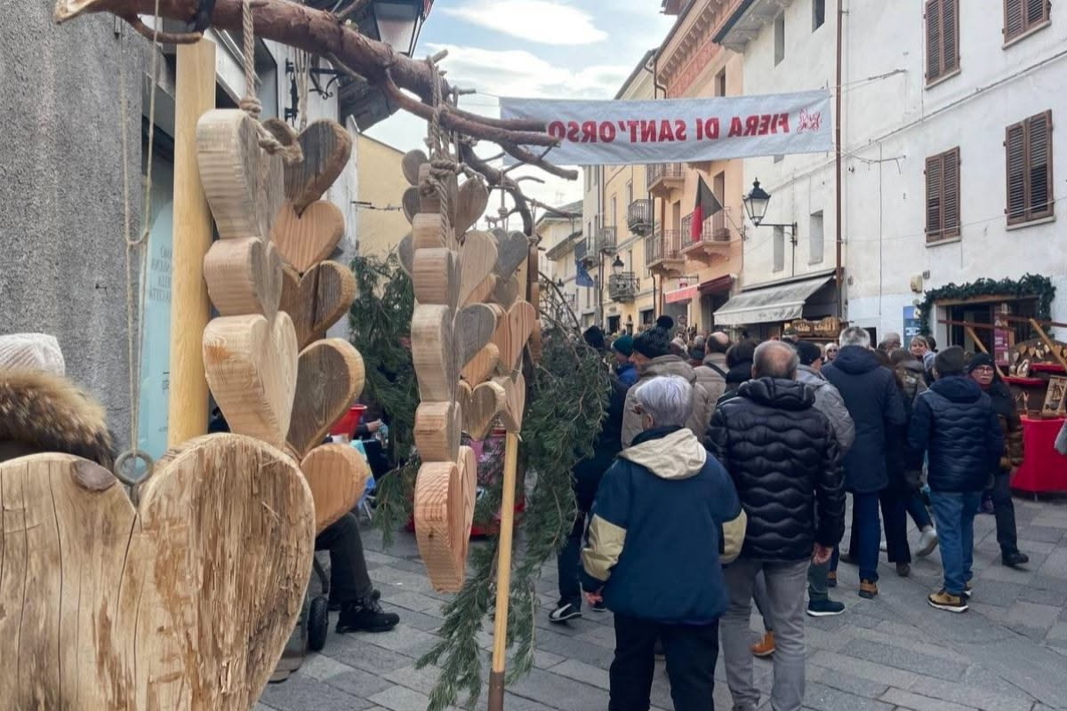 Le serrande di legno italiane: quando chiudere la giornata era un gesto rituale